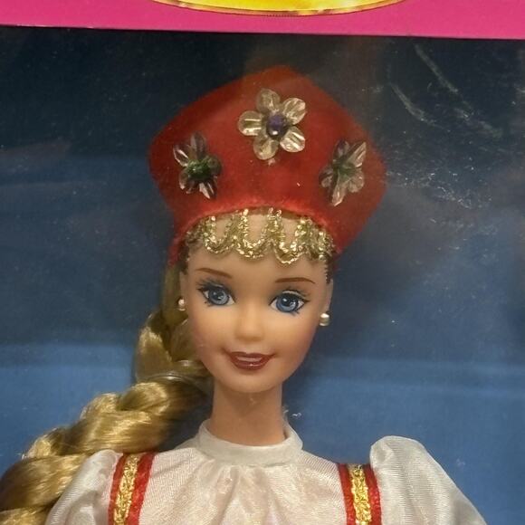 Vintage Russian Barbie Doll 16500 Mattel Dolls‎ of the World Collection NIB 1996 - Picture 1 of 11